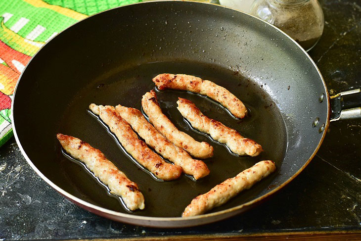 Meatballs-sticks without modeling - a quick and easy recipe