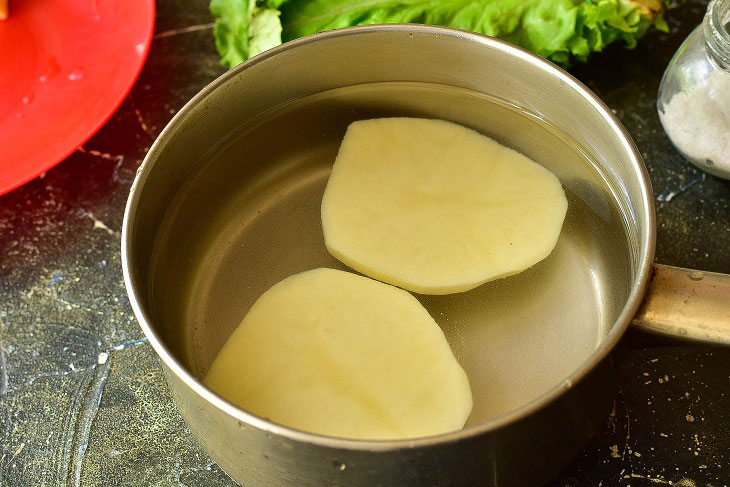 Snack boats from potatoes with sausage - tasty and original