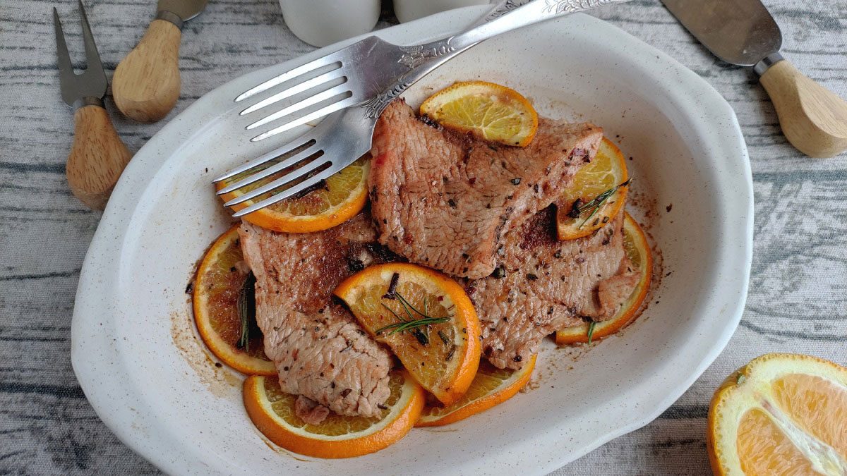 Turkey with oranges – juicy and tasty dish
