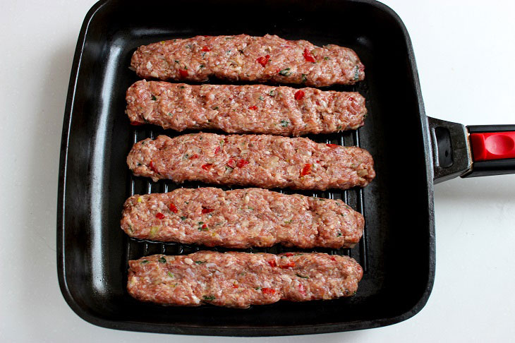 Lula kebab in a pan - a very tasty dish