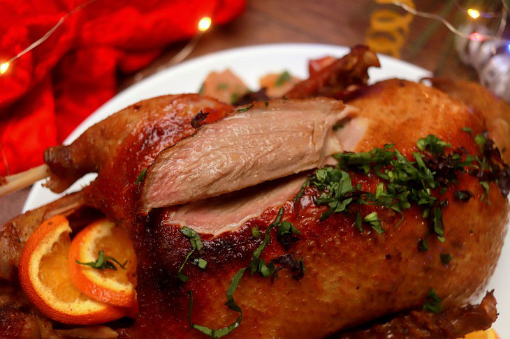 Marinated Christmas duck - juicy, tasty and fragrant