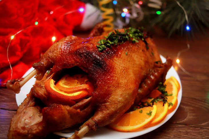 Marinated Christmas duck - juicy, tasty and fragrant