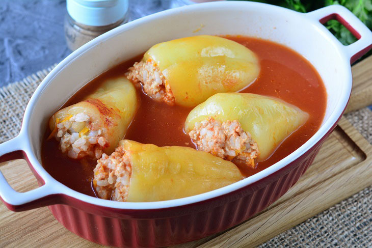 Stuffed peppers with meat and rice - a juicy and aromatic dish