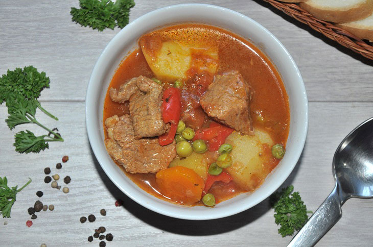 Orman kebab stew - a delicious dish of Turkish cuisine