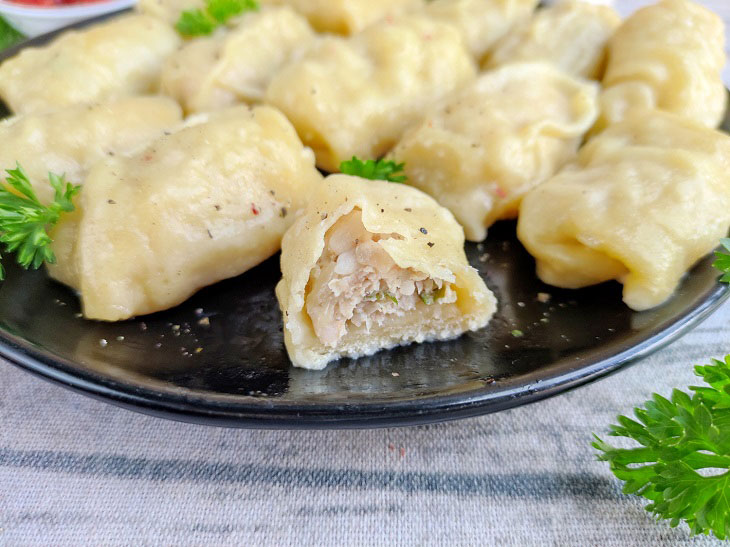 Cabbage rolls in dough - an unusual Uzbek dish