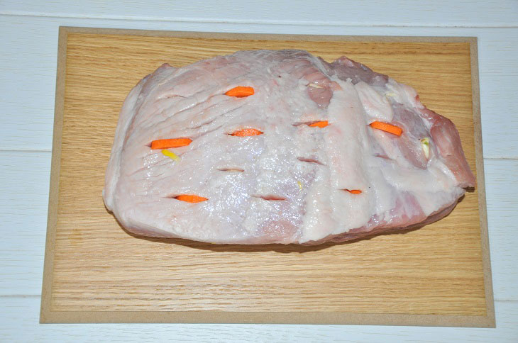 Homemade boiled pork - soft, fragrant and tasty