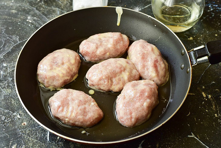 Moldavian schnitzel - juicy and tasty dish