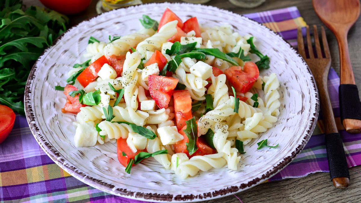 Pasta salad “Caprese” – an original and delicious recipe