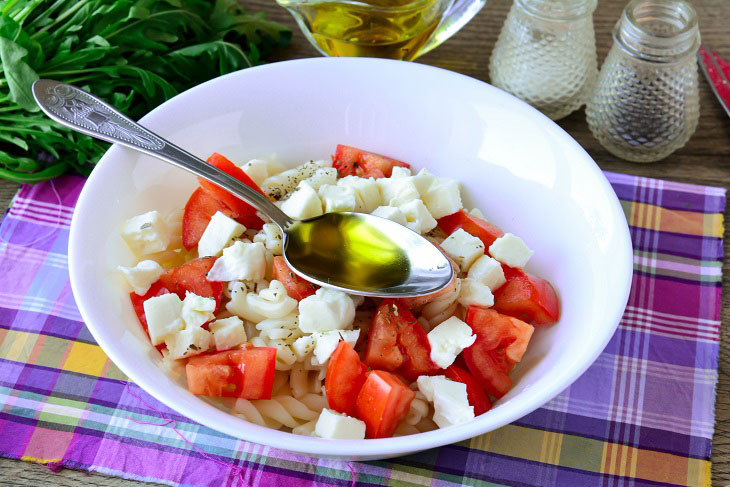 Pasta salad "Caprese" - an original and delicious recipe