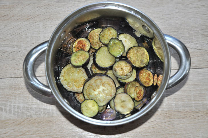 Vegetable stew "Ajapsandali" - a delicious Georgian dish