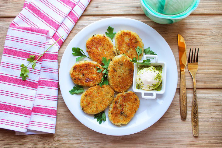 Cabbage cutlets without eggs - a simple and tasty recipe