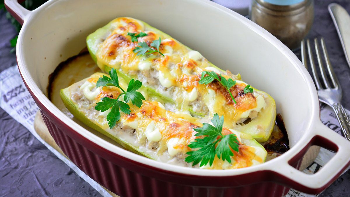 Zucchini boats with minced meat – healthy, tasty and satisfying