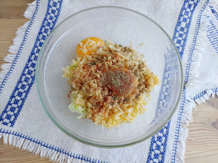 Zucchini soufflé in the oven - a delicate and airy dish