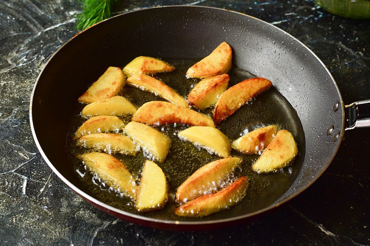 Ulanov-style potatoes - an excellent vegetable dish