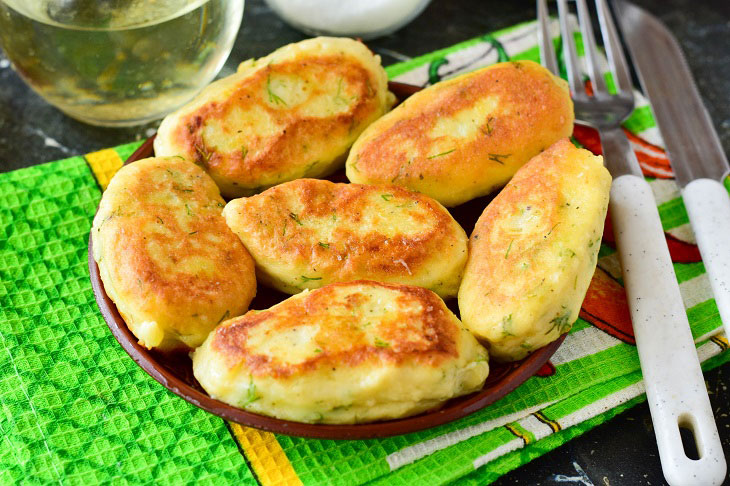 Potato patties with herbs - ruddy and appetizing