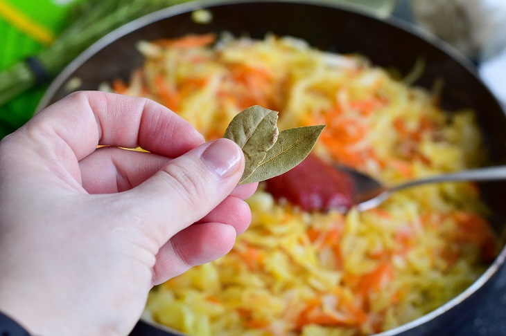 Stewed cabbage "Like in the dining room" - easy to prepare and very tasty