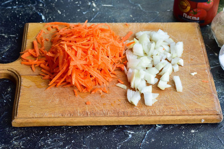 Stewed cabbage "Like in the dining room" - easy to prepare and very tasty