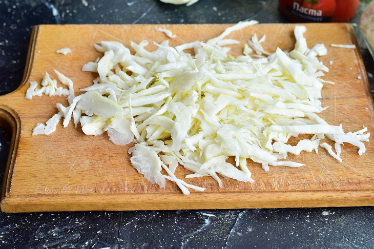 Stewed cabbage "Like in the dining room" - easy to prepare and very tasty