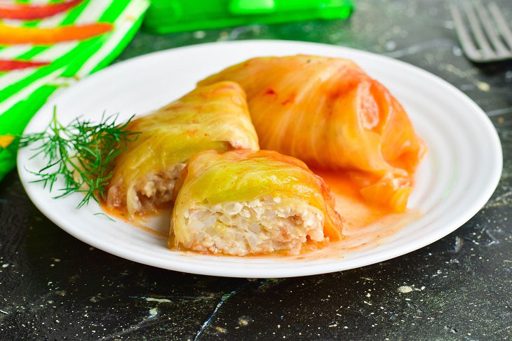 Cabbage rolls in Polish - juicy and appetizing
