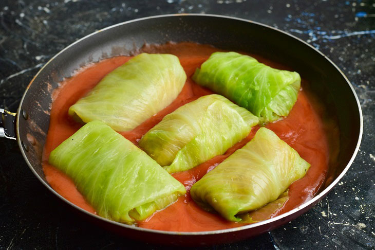 Cabbage rolls in Polish - juicy and appetizing