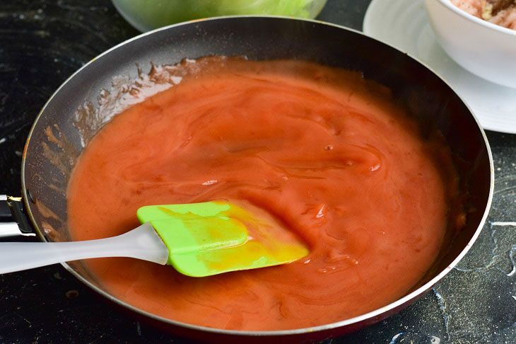 Cabbage rolls in Polish - juicy and appetizing