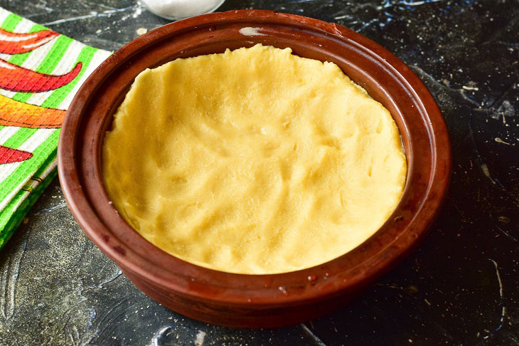 Potato pie with meat - a delicious and original recipe