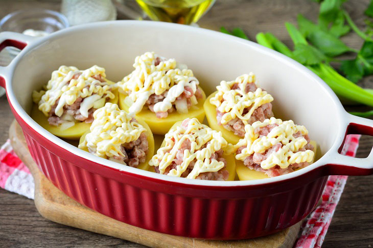 Potato boats with minced meat - a tasty and satisfying dish