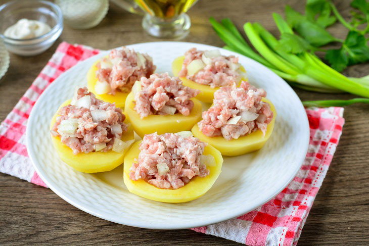 Potato boats with minced meat - a tasty and satisfying dish