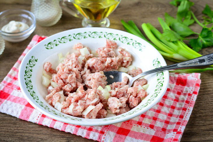 Potato boats with minced meat - a tasty and satisfying dish