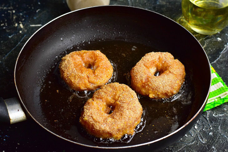 Minced meat bagels - tasty and original