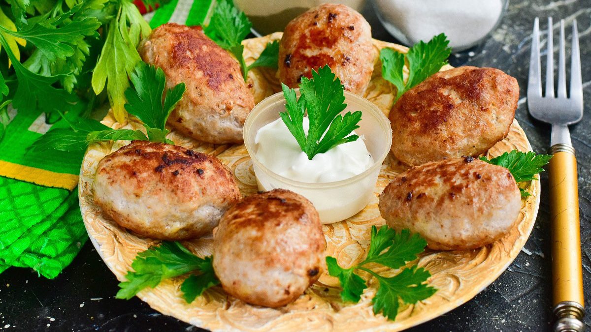 Homemade cutlets “Table” – so juicy and tasty