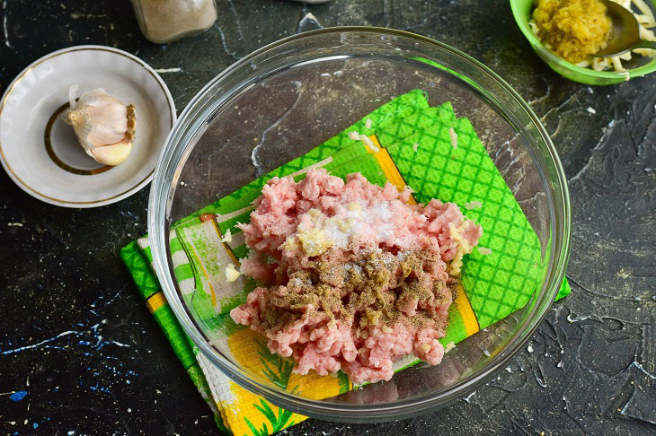 Homemade cutlets "Table" - so juicy and tasty