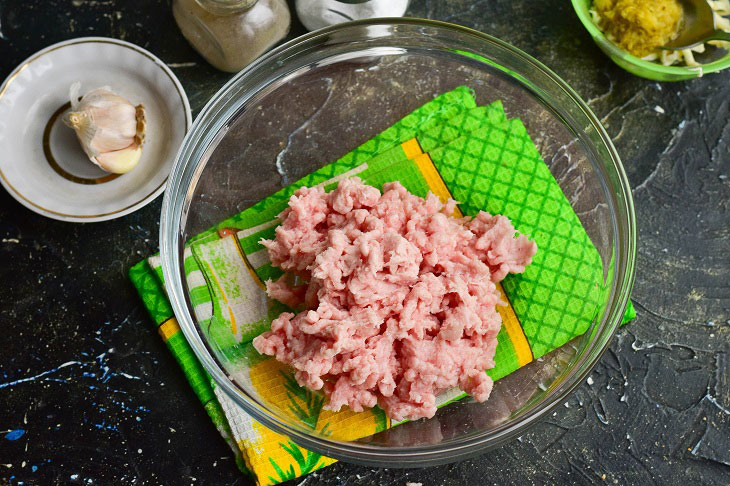 Homemade cutlets "Table" - so juicy and tasty