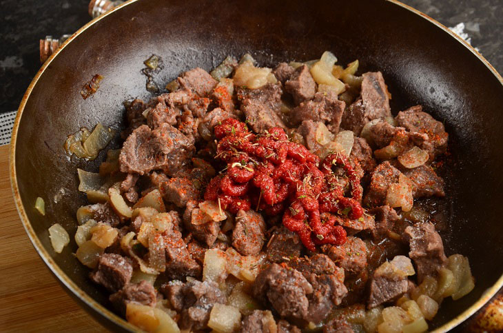 Viennese beef goulash - a soft and tender meat dish