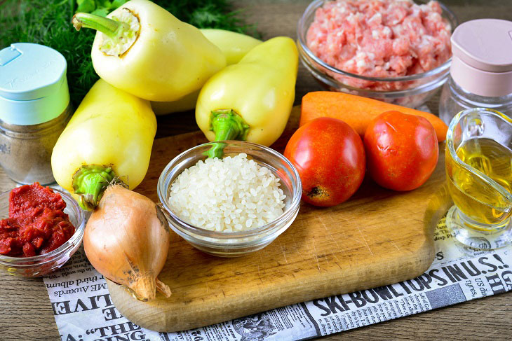 Moldavian stuffed peppers - a juicy and aromatic dish