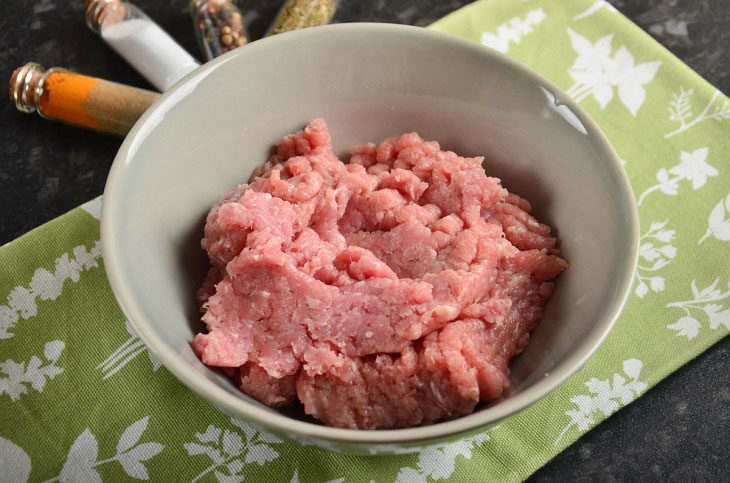 Stacks of minced meat with potatoes - beautiful, fragrant and tasty