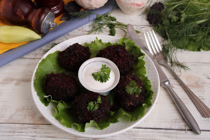 Beetroot hedgehogs - a delicious vegetable dish