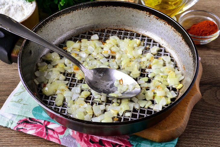 Hungarian potato pogachi - an original vegetable dish