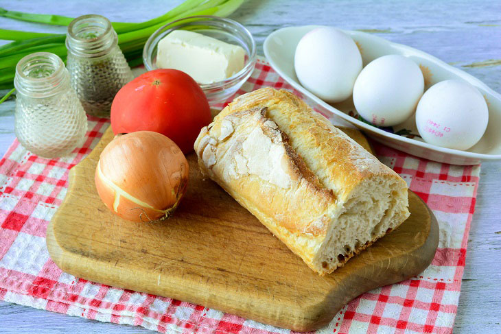 "Sukharnitsa" of bread and eggs - a budget and very tasty dish