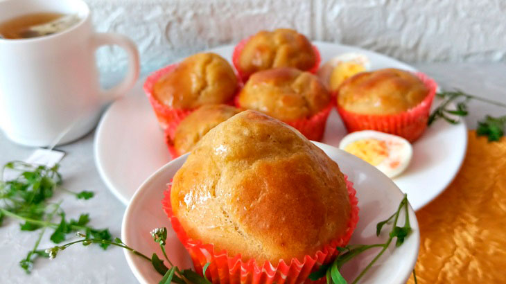 Lush muffins with cabbage and egg - original and mouth-watering pastries