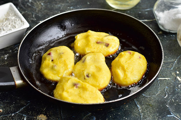 Potato cutlets "Student" - a delicious and budget recipe