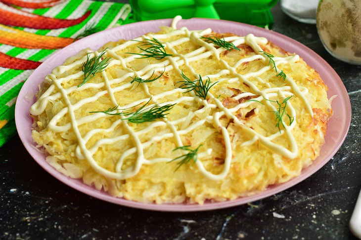 Cabbage casserole in a pan - it turns out juicy and tasty