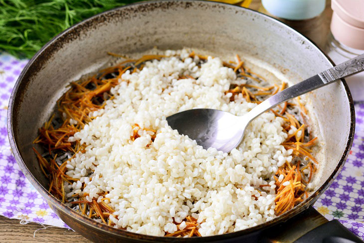 Turkish rice with noodles - a fragrant and satisfying dish