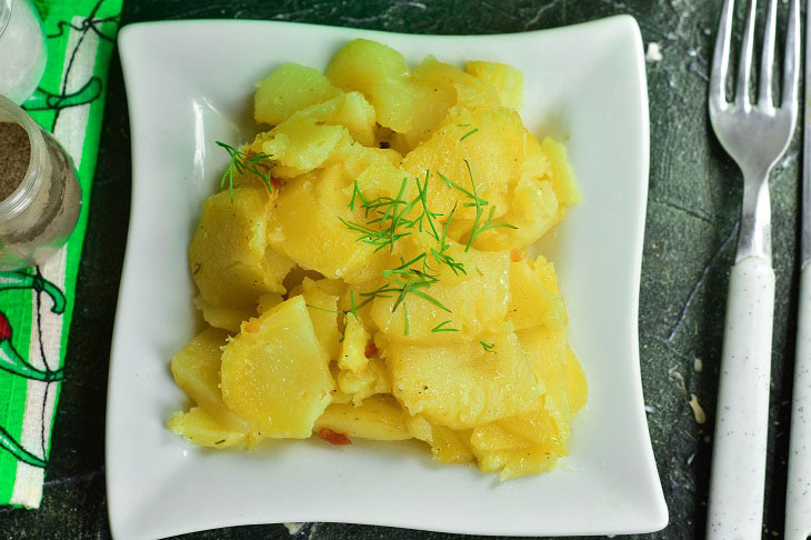 Potatoes in a jar in the oven - a hearty meal in minutes