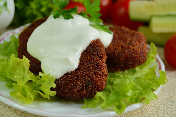 Tender beet and carrot cutlets - a healthy and tasty dish