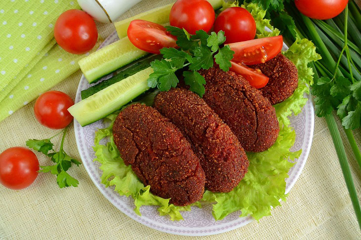 Tender beet and carrot cutlets - a healthy and tasty dish