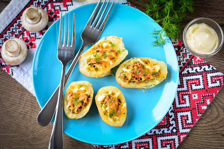 Potato boats with mushrooms and cheese - the perfect vegetable dish for the holiday