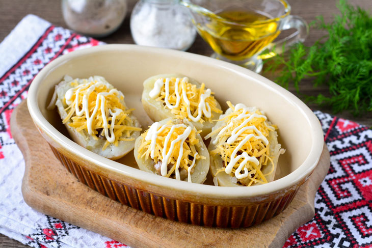 Potato boats with mushrooms and cheese - the perfect vegetable dish for the holiday