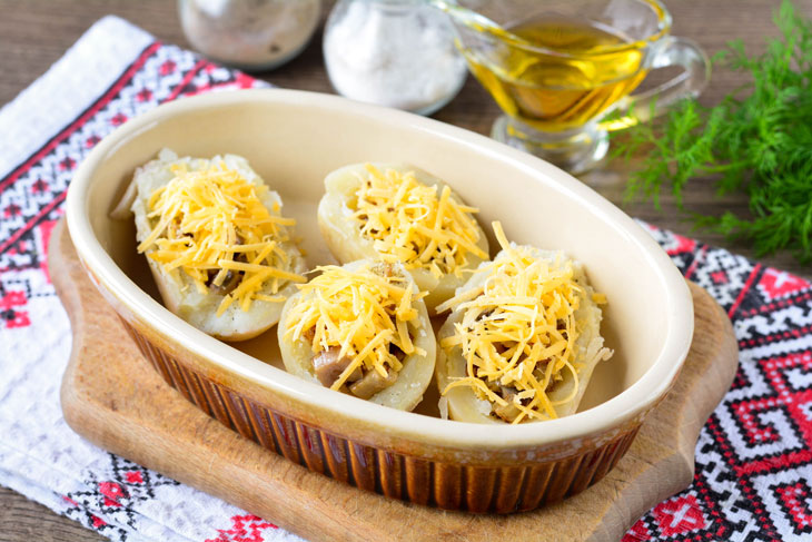 Potato boats with mushrooms and cheese - the perfect vegetable dish for the holiday
