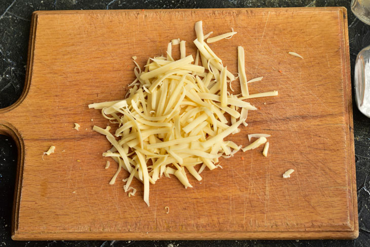 Cabbage casserole with cheese - a delicious vegetable dish